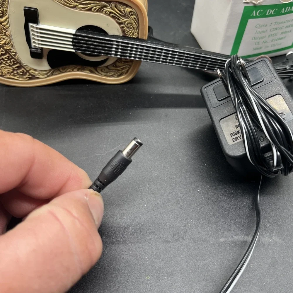 Animated Elvis Presley Limited Edition Blue Christmas Ac Adapter Guitar Only